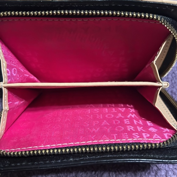 Kate Spade ♠️ Wallet - Picture 5 of 5